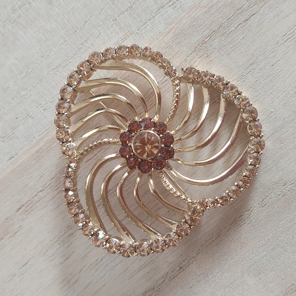 Vintage Liz Claiborne Brooch